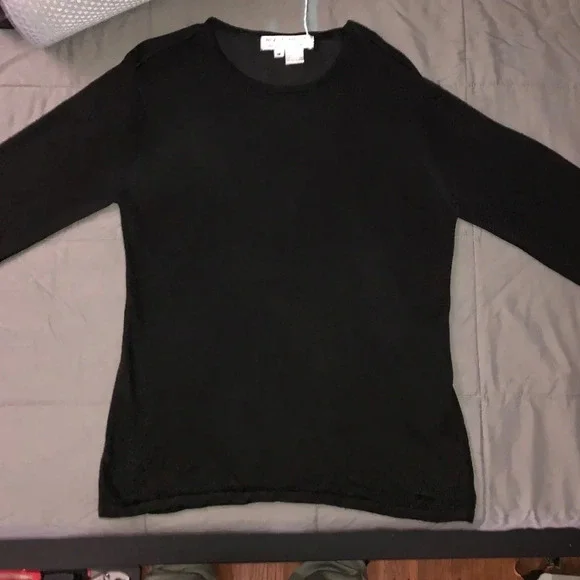 Real Clothes Sale Fifth Avenue - Long Sleeve Black T-Shirt Top. wardrobe Staple. - Picture 2 of 3